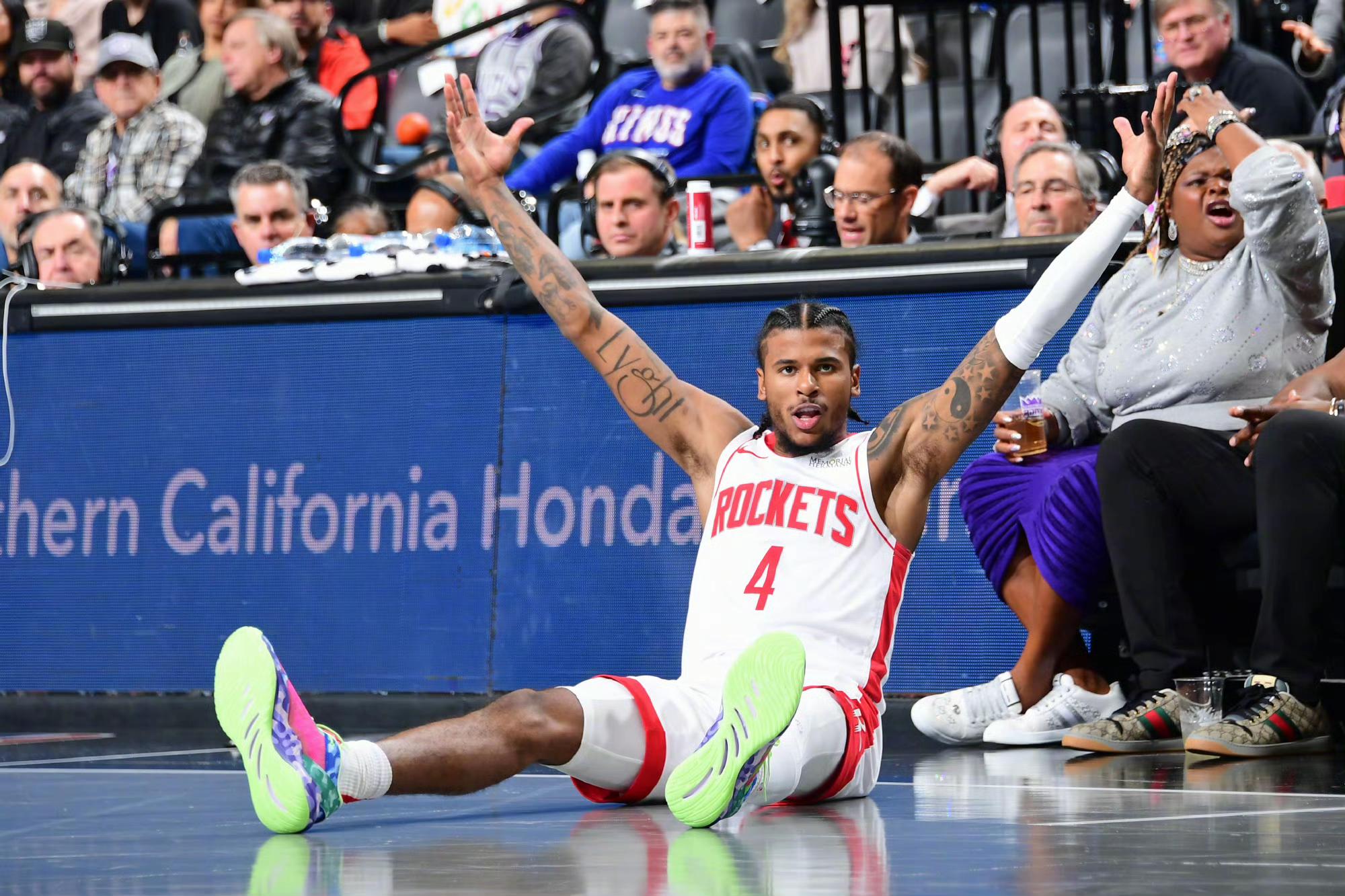 关于转折点！萨克拉门托国王止住颓势；NBA常规赛国际比赛日攻防权衡；气氛紧张；训练强度明显提升的信息