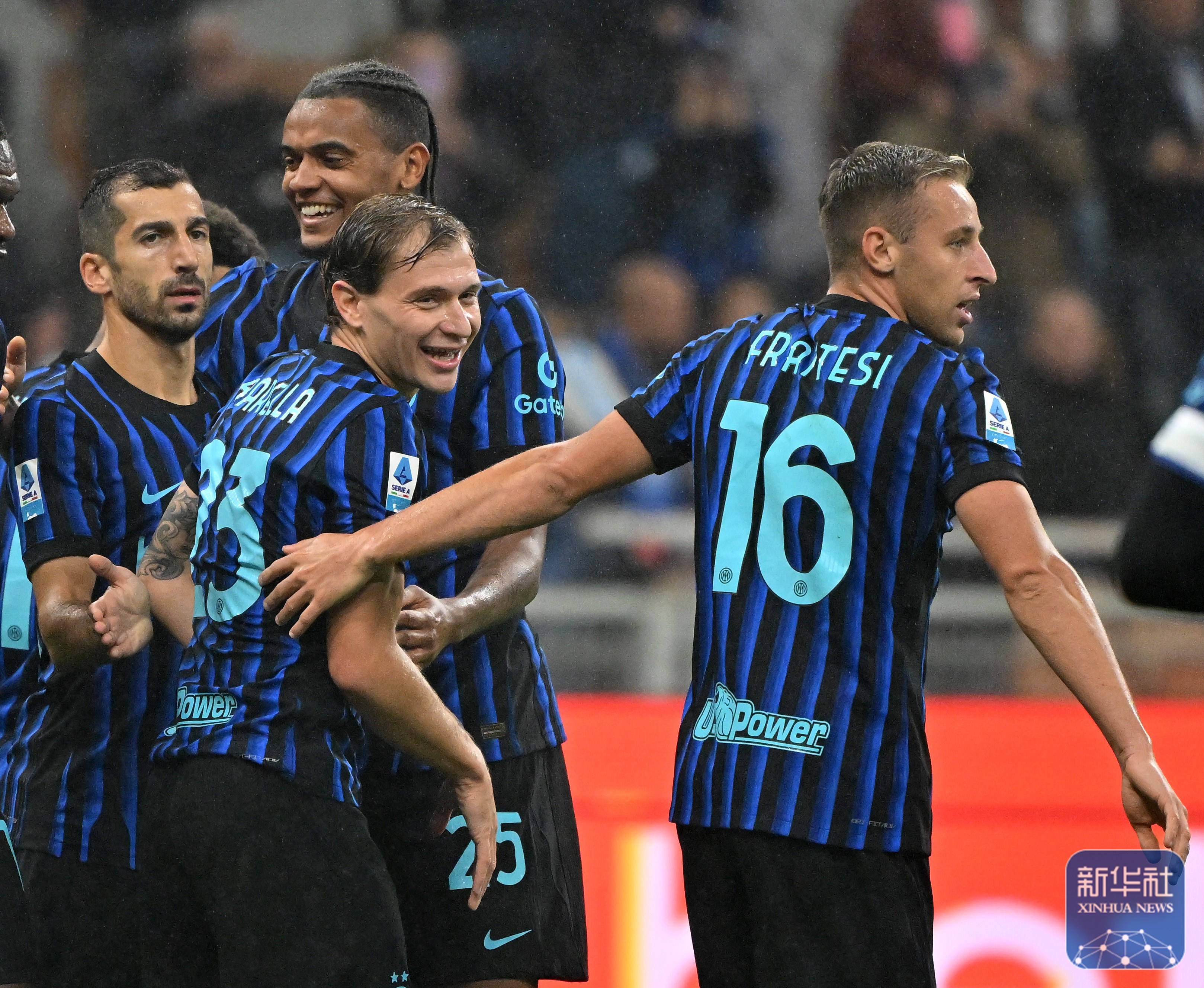 包含从AC米兰临场应变备战意大利杯到上海久事国际比赛日回应争议，尤文图斯围绕德甲强势反弹的词条米乐官方网站